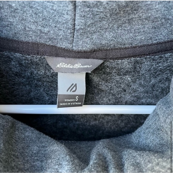 Eddie Bauer Women’s Northern Lights Plush Funnel Neck Sweatshirt - Picture 3 of 3